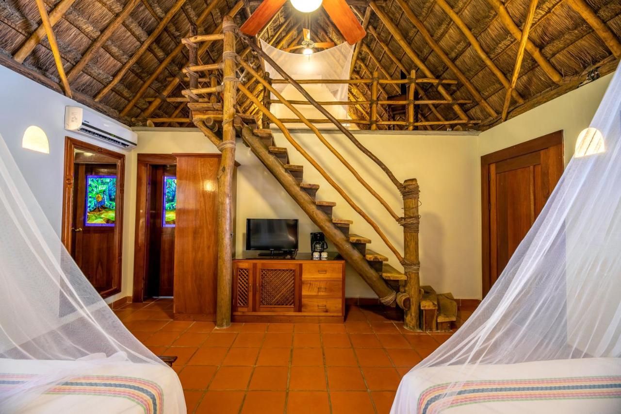 The Lodge At Uxmal Exterior photo