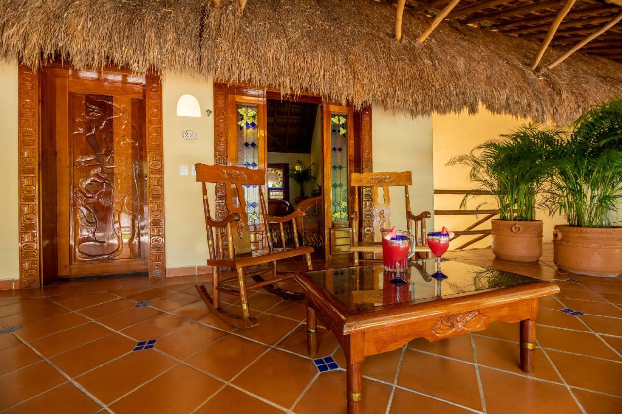 The Lodge At Uxmal Exterior photo