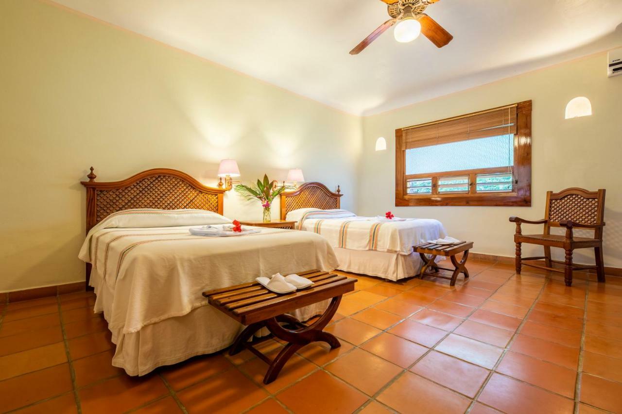 The Lodge At Uxmal Exterior photo